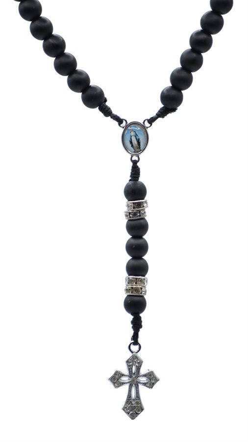Chapelet,corde, grains 8 mm perles satin, croix ,33 cm