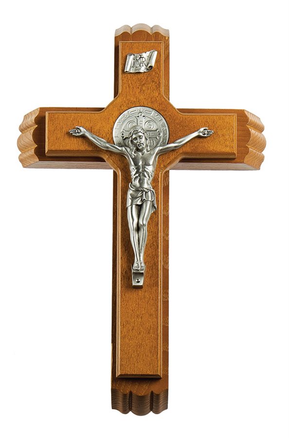 Crucifix Saint Benoît en bois, cartes en métal arg., 30,5 cm