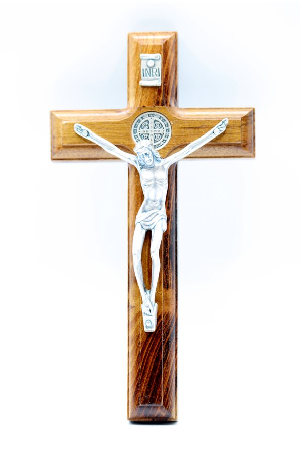 St Benedict Wood Crucifix 9 x 17 cm, Silver Finish Metal Co.
