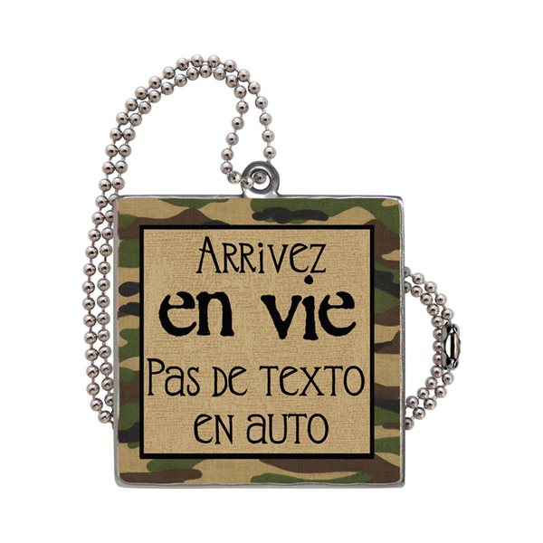 "Pas de texto" Camo Car Charm, metal, 2.4", F