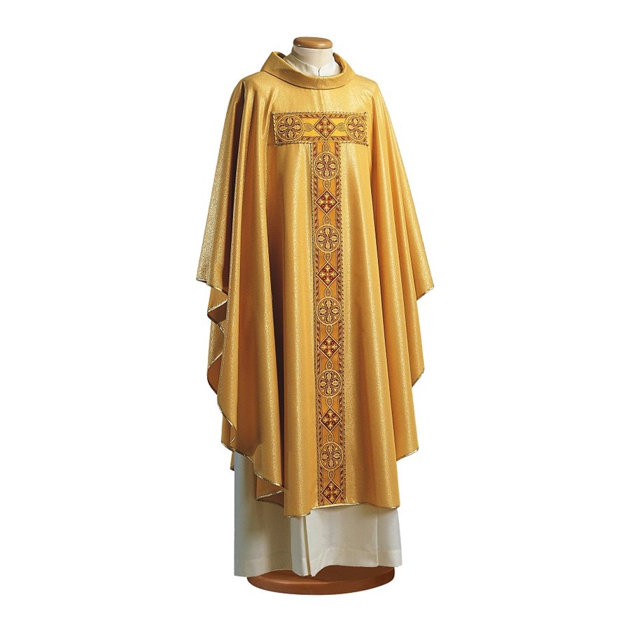 Chasuble #65-000262 80% Wool / 20% Lurex, golden fabric