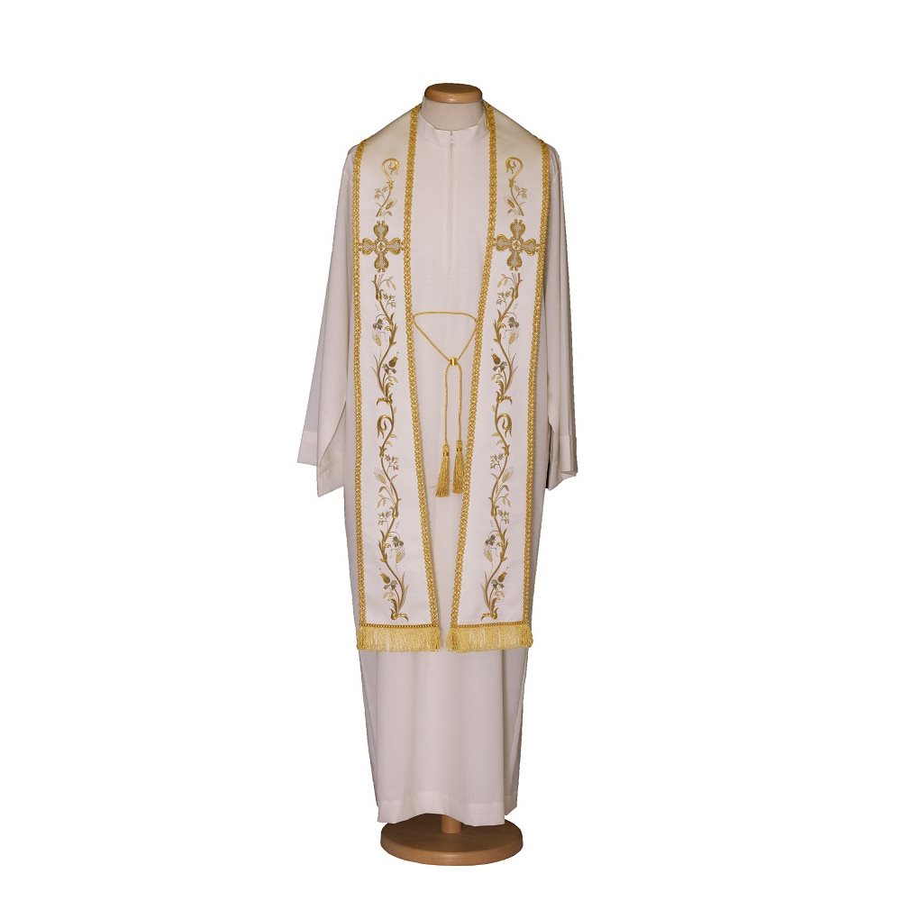 Priest Stole #80-017954 cotton / silk, machine embroidered