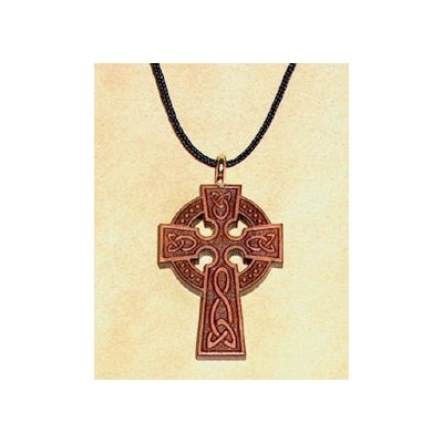 Pendentif croix celtique & corde en cerisier, 1 3 / 8" (3.5cm)