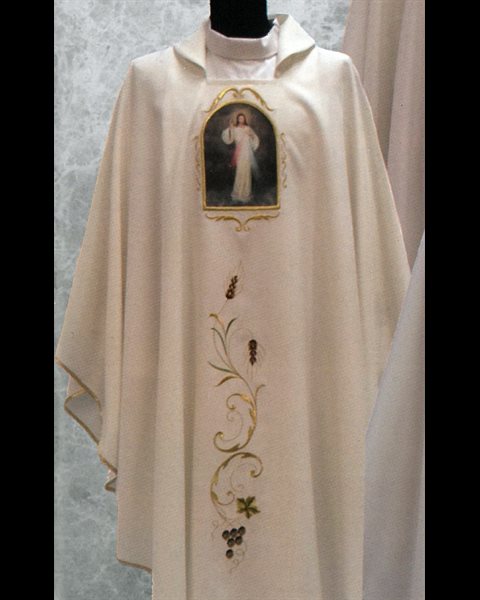 Chasuble and Stole #342 White