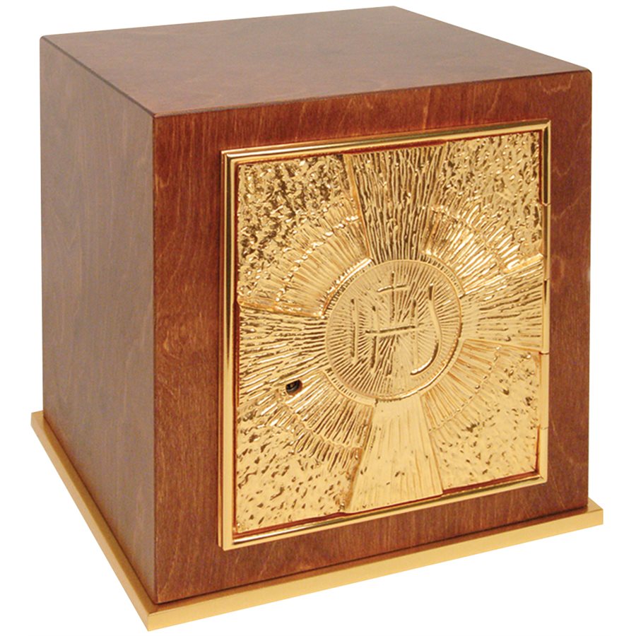 Tabernacle 10" x 10" x 11" h. (25.4 x 25.4 x 28 h. cm) doré